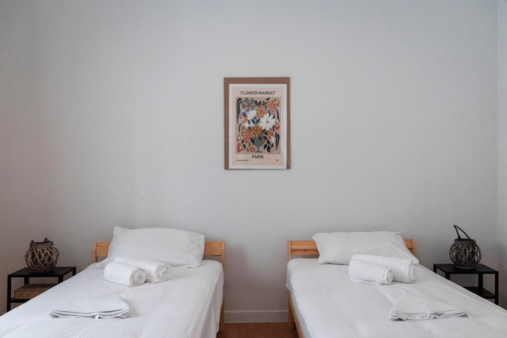 Thissio Getaway 2Ba Next To Athens Ancient Market Екстер'єр фото