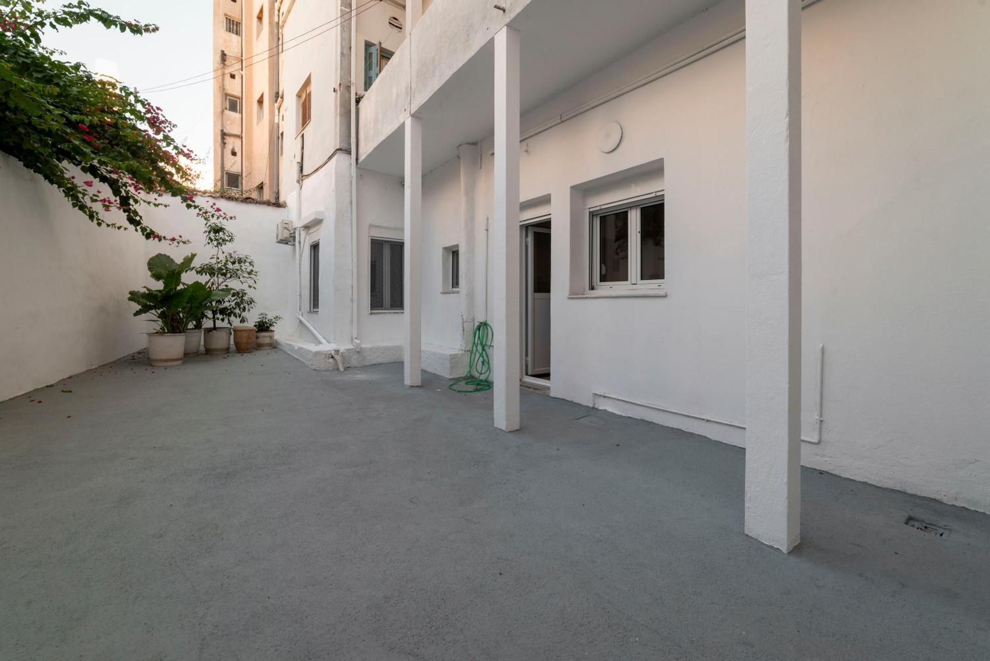 Thissio Getaway 2Ba Next To Athens Ancient Market Екстер'єр фото
