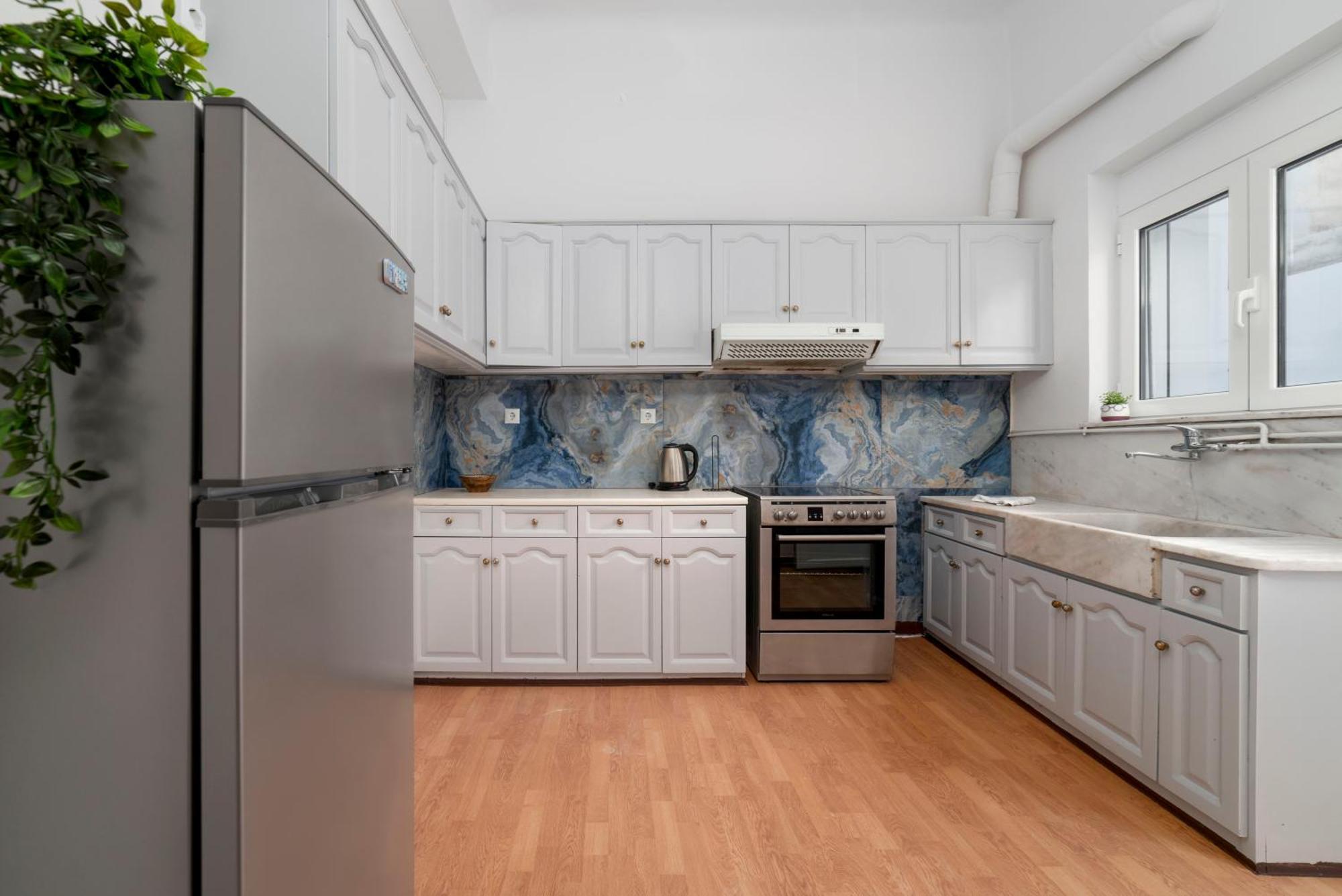 Thissio Getaway 2Ba Next To Athens Ancient Market Екстер'єр фото