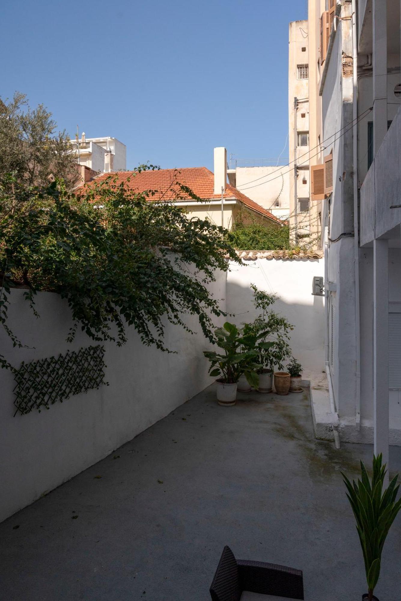 Thissio Getaway 2Ba Next To Athens Ancient Market Екстер'єр фото